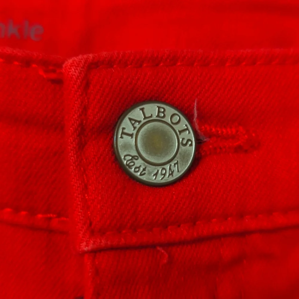 Talbots Red Denim Scalloped Ankle Pant Size 8P - Picture 9 of 11